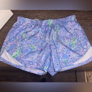 New without tags Lilly Pulitzer Small Ocean Trail Shorts